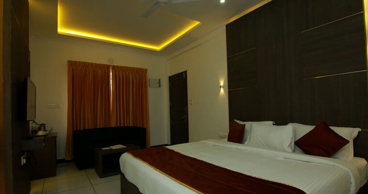 budget friendly Deluxe Rooms in vagamon